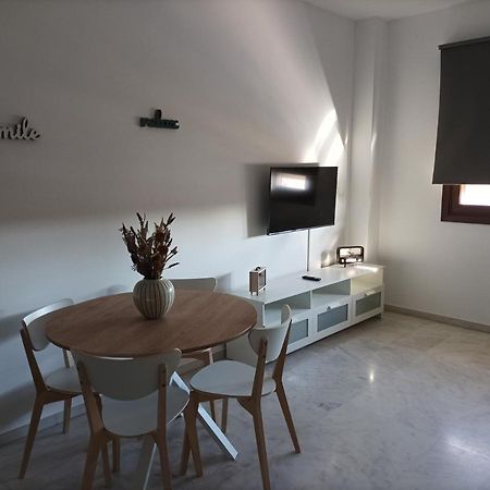 Ijd Apartments 9 Parking Gratis Y Piscina Bormujos Dış mekan fotoğraf